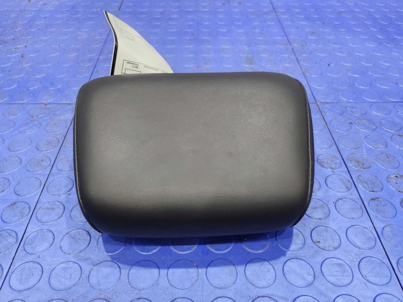 2012 Jeep Grand Cherokee Headrest