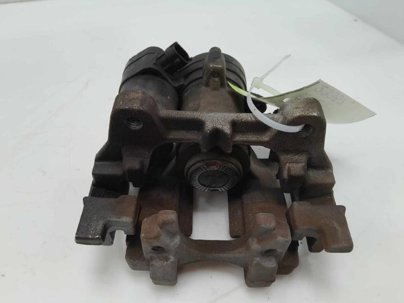 2013 Ford Fusion Caliper
