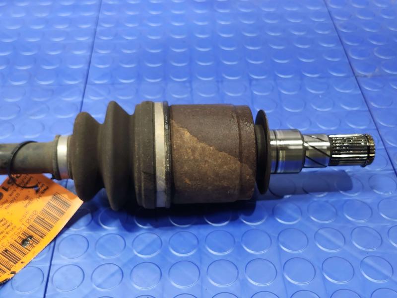 2011 Infiniti QX56 Axle Shaft