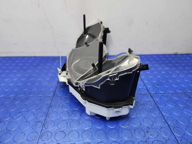 2016-2018 Honda Civic Coupe / Sedan Instrument Cluster Speedometer OEM 78100TBAA31