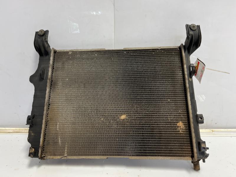 2004 Dodge Dakota Radiator