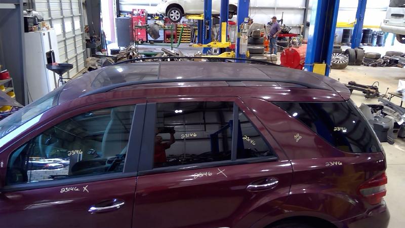 2006 - 2011 Mercedes ML 164 Type Roof Rack Rail Set Luggage Rack OEM