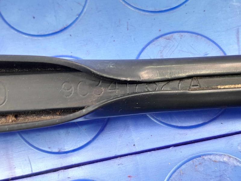 2011 Ford F-250 Super Duty Wiper Arm