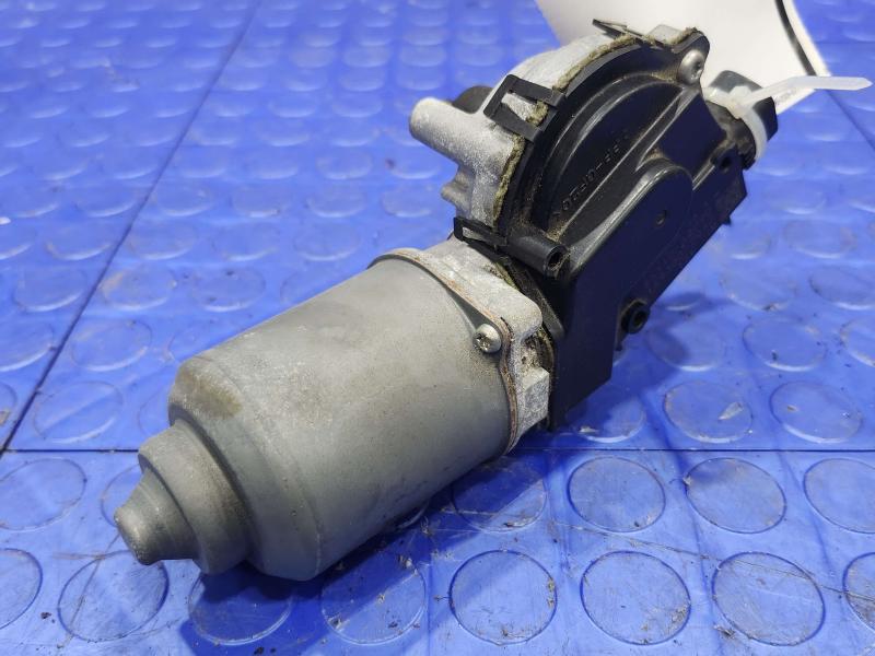 2010 Lexus RX350 RX450H Wiper Motor Front