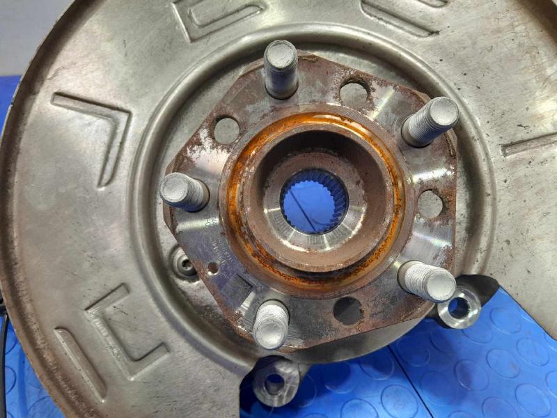 2021 Tesla Model 3 Rear Knuckle/Stub Axle