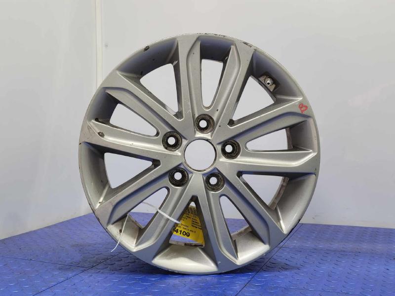 2016 Hyundai Elantra Wheel