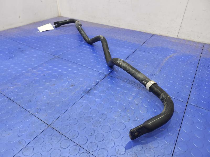 2009-2013 Infiniti FX35 FX37 FX50 OEM Rear Stabilizer Bar Swaybar 562301CA0A