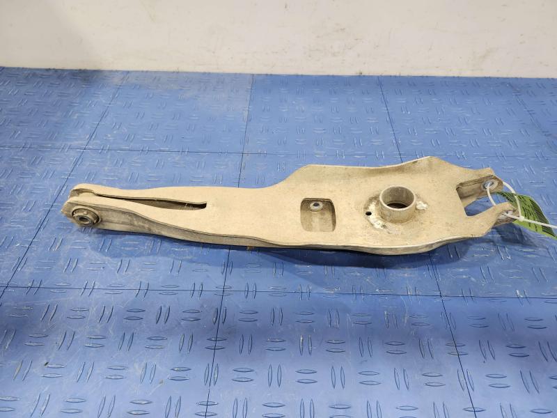 2015 Chrysler 200 Lower Control Arm Rr