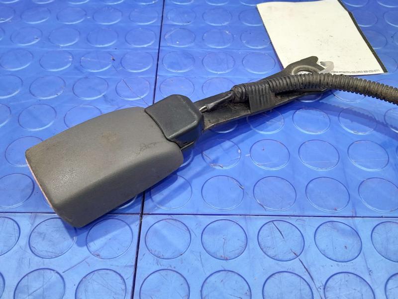 2010 Toyota Prius Front Seat Belt
