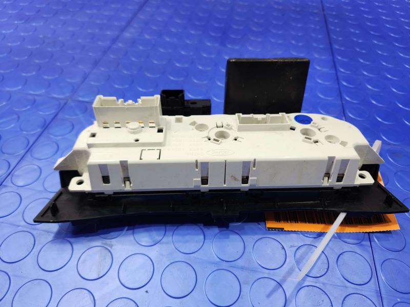 2015 Ford Transit Connect Heater A/C Control