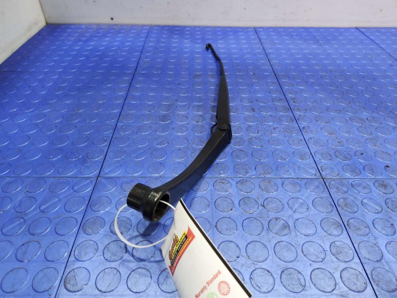 2010 Dodge Challenger Wiper Arm