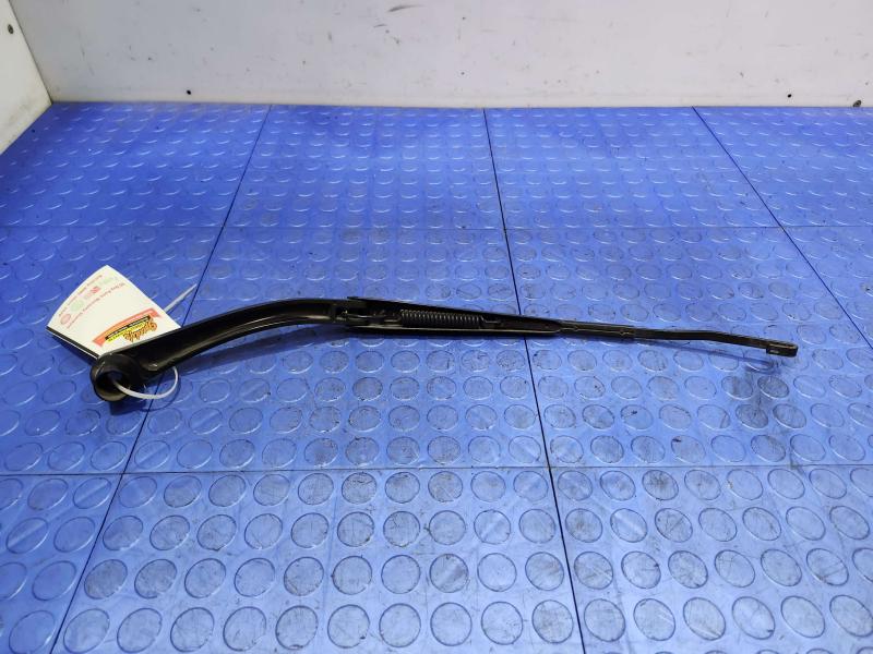 2010 Dodge Challenger Wiper Arm