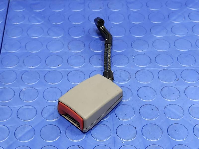 2005 Volkswagen Jetta Rear Seat Belt