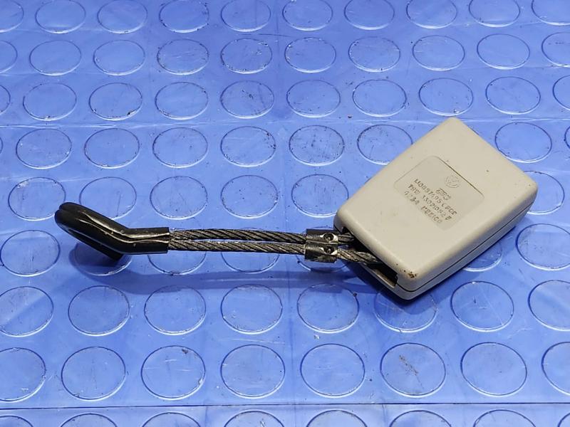 2005 Volkswagen Jetta Rear Seat Belt