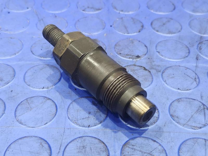 1988-1993 Isuzu NPR 3.9L Diesel OEM Fuel Injector Genuine Factory Original Part