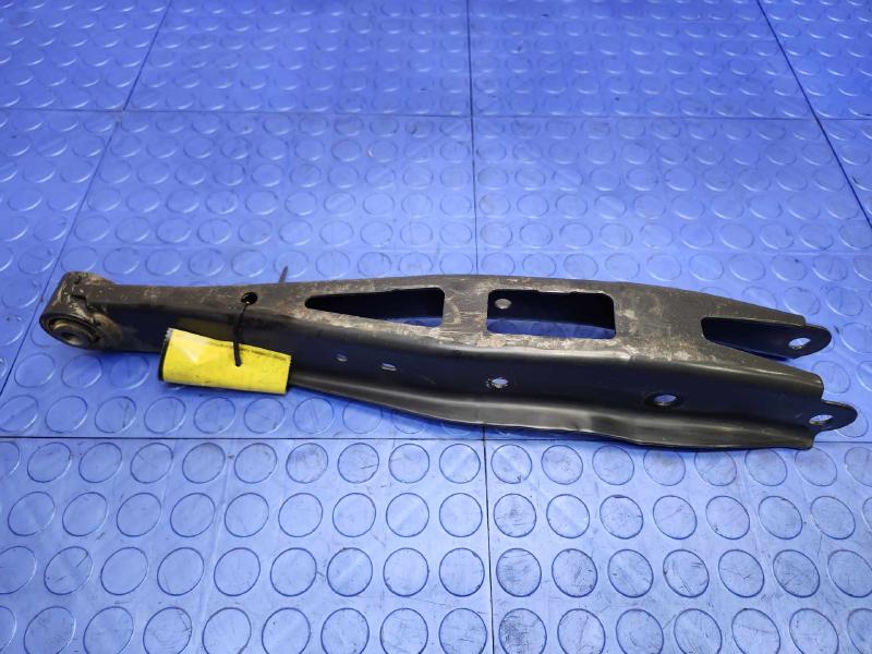 2015 Subaru Legacy Lower Control Arm Rr