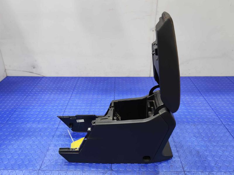 2019 Subaru Crosstrek Front Console