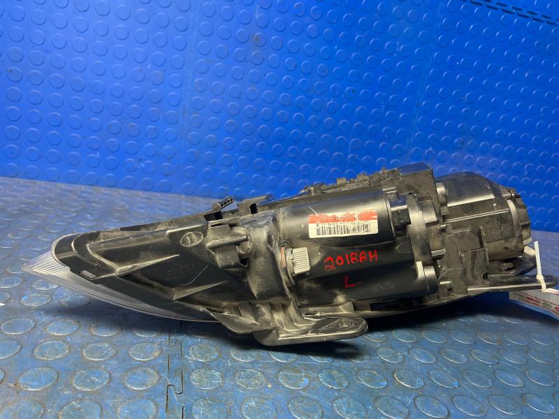 2010 Genesis Genesis Headlamp Assembly