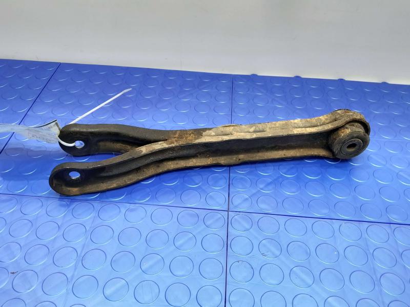 2010 Chevrolet Camaro Lower Control Arm Rr