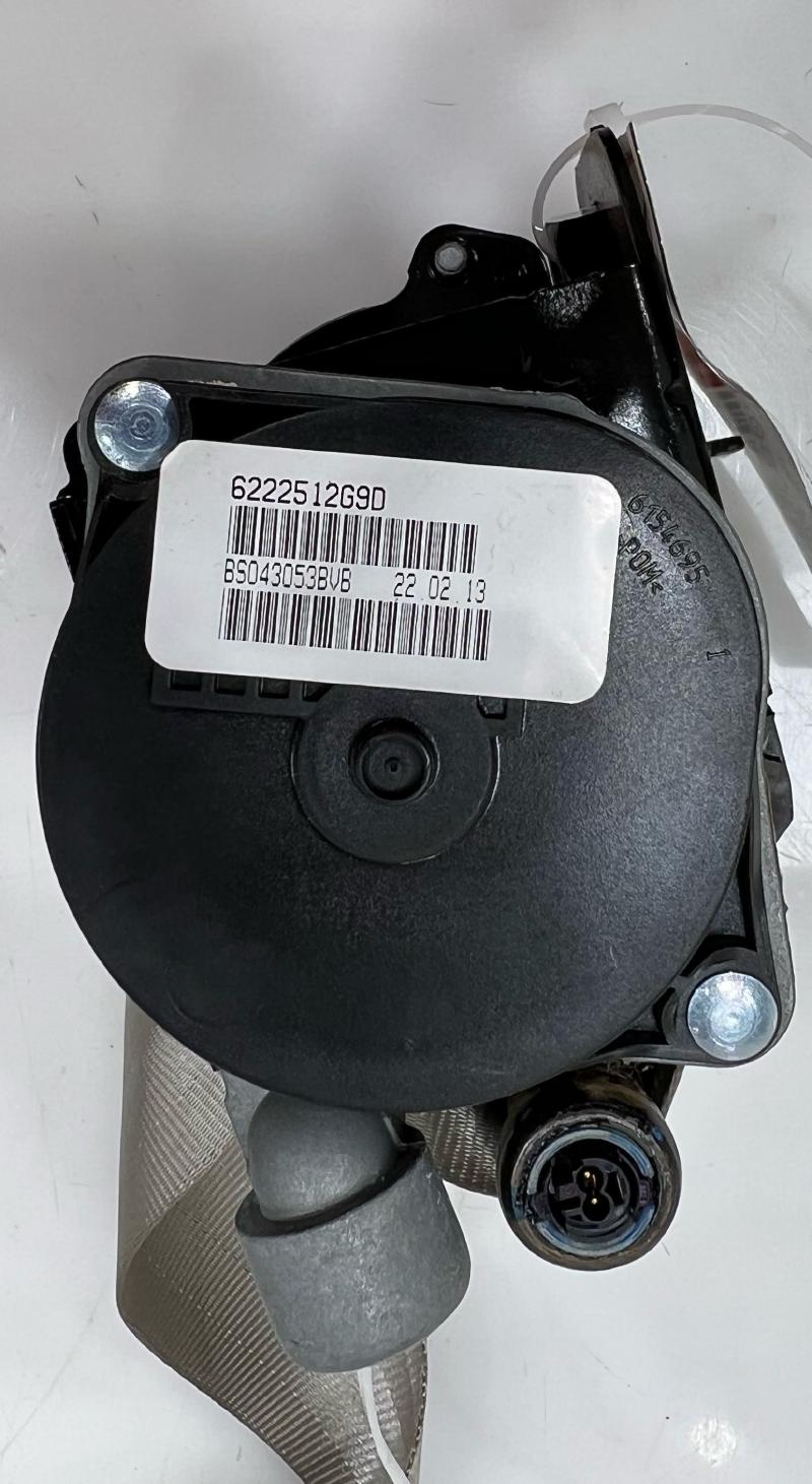 2013 Ford C-MAX Front Seat Belt