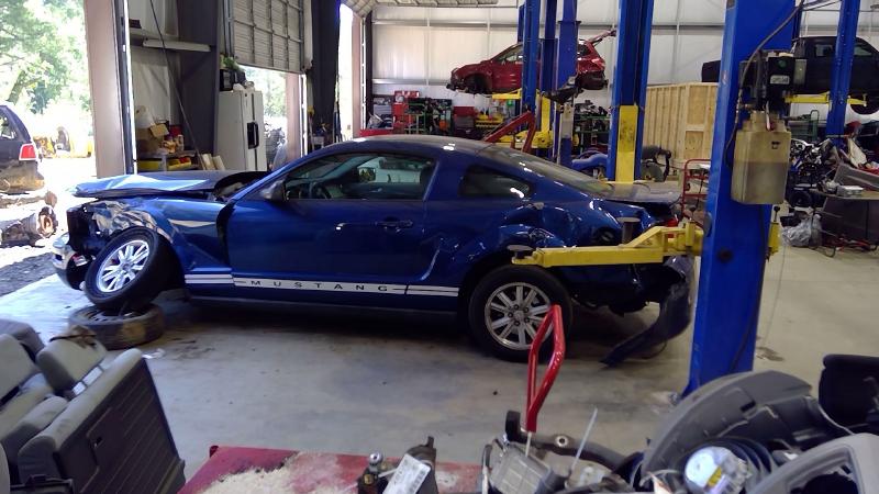 2016 Ford Mustang Caliper