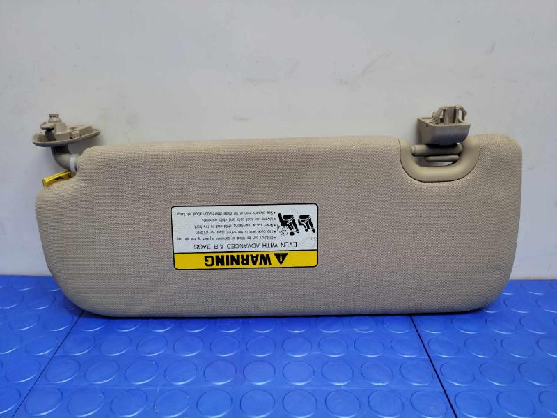 2013 Hyundai Santa Fe Sun Visor