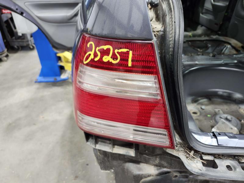 2005 Volkswagen Jetta Tail Light Assembly