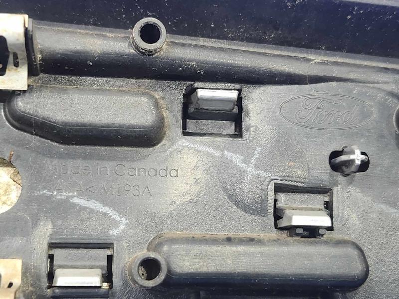 2011 Ford F-250 Super Duty Fender Moulding