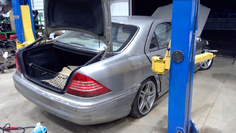 2006 Mercedes S-Class Back Glass/Window