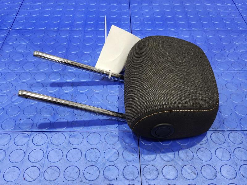 2018 Chevrolet Equinox Headrest