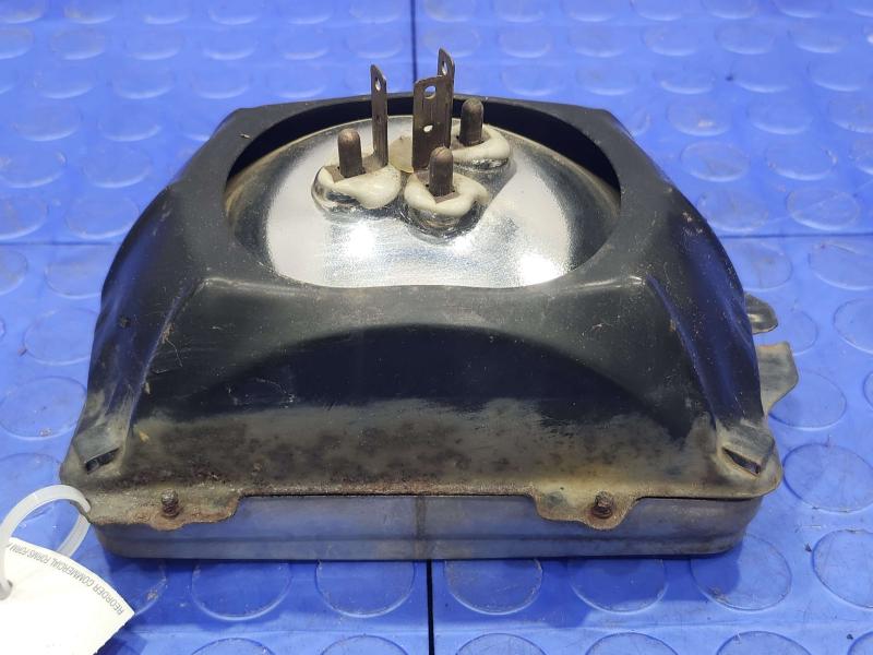 1988-1993 Isuzu NPR Right Outer Headlight Lamp Assembly OEM Passenger Side ,RH