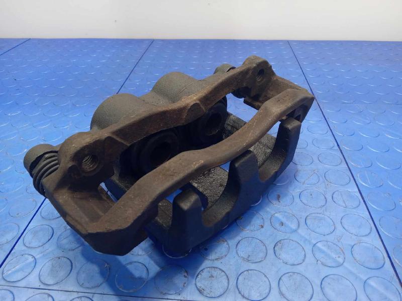 2008 Ford Explorer Caliper