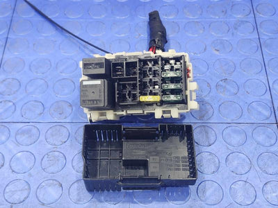 2011-2013 Volvo XC60 Cabin Fuse Box Relay Junction Block Genuine OEM