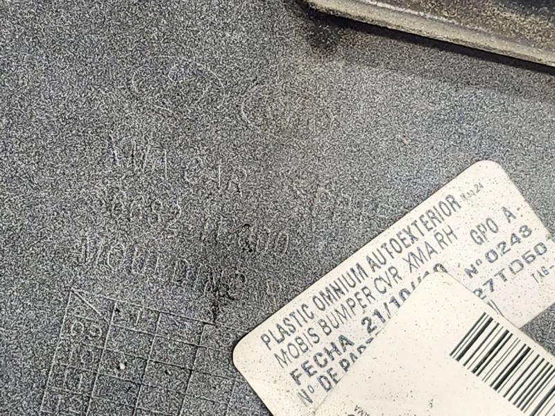 2011 Kia Sorento Bumper Tip