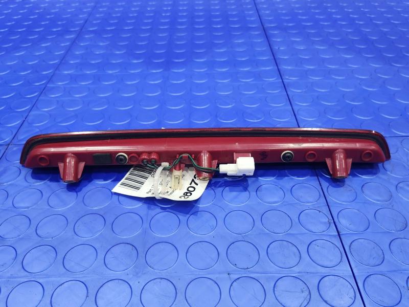 2011 Kia Sorento 3Rd Brake Light Avoidance Lamp