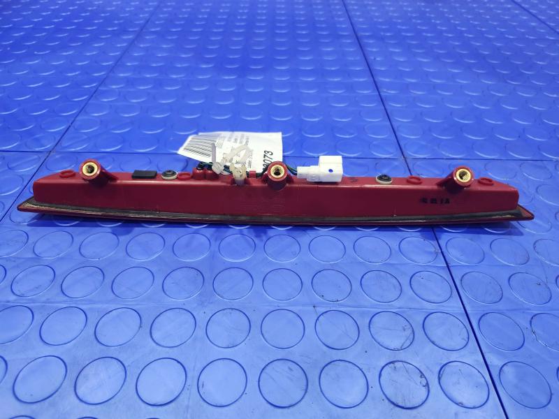 2011 Kia Sorento 3Rd Brake Light Avoidance Lamp