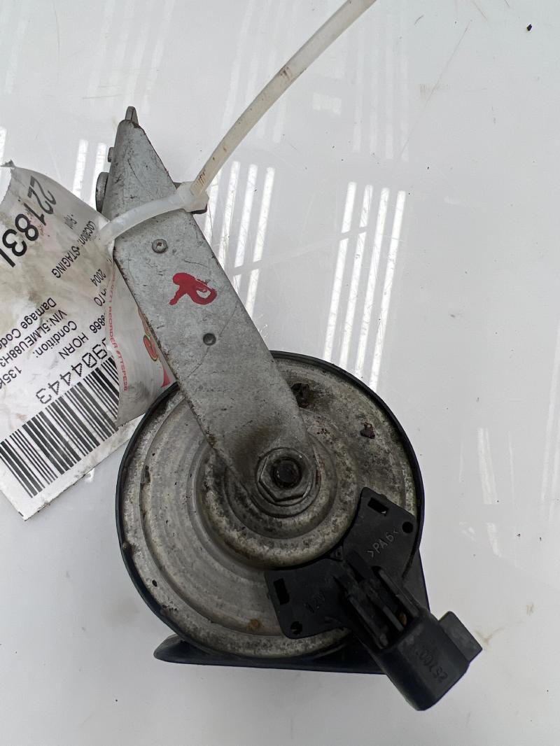 2004 Lincoln Aviator Horn