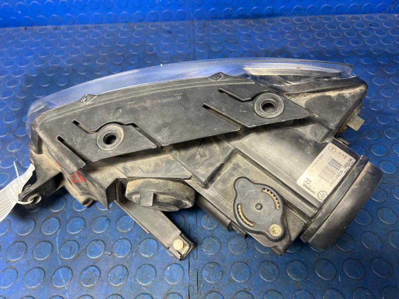 2006 Volkswagen Passat Headlamp Assembly