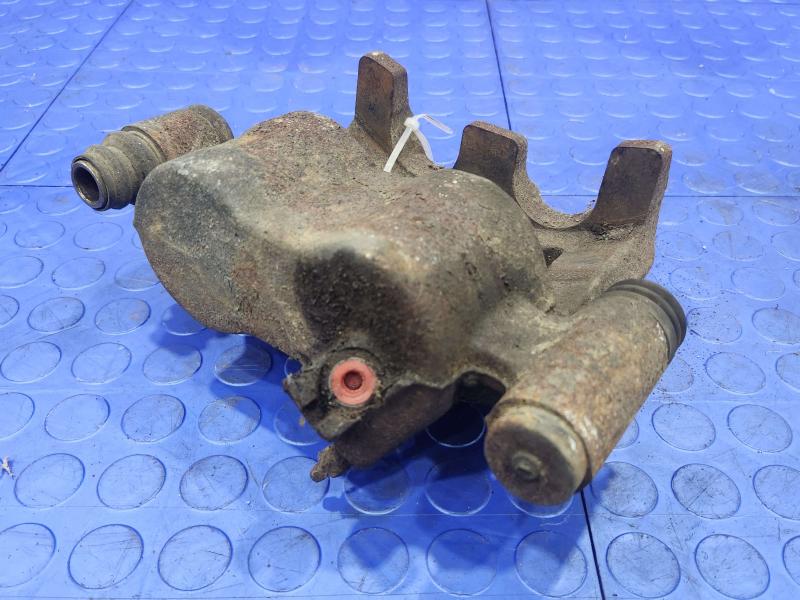 1992 Isuzu NPR Caliper