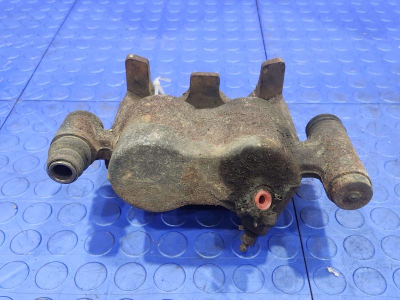 1992 Isuzu NPR Caliper