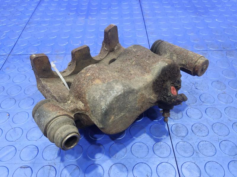 1992 Isuzu NPR Caliper