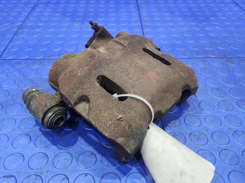 1992 Isuzu NPR Caliper