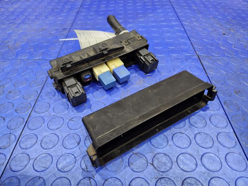 2013 Nissan Pathfinder Engine Fuse Box
