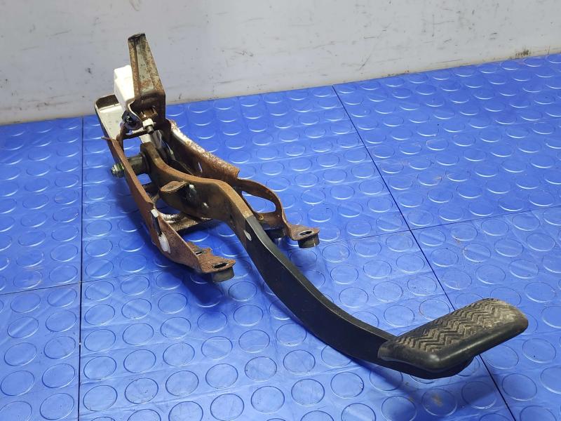 2014-2019 Toyota Corolla Sedan Brake Pedal Assembly Genuine OEM 47101-02520