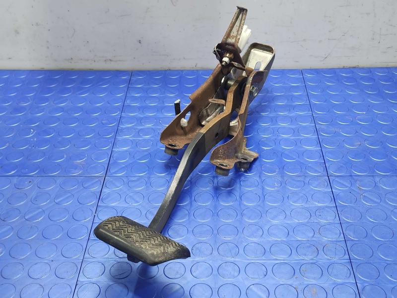 2014-2019 Toyota Corolla Sedan Brake Pedal Assembly Genuine OEM 47101-02520