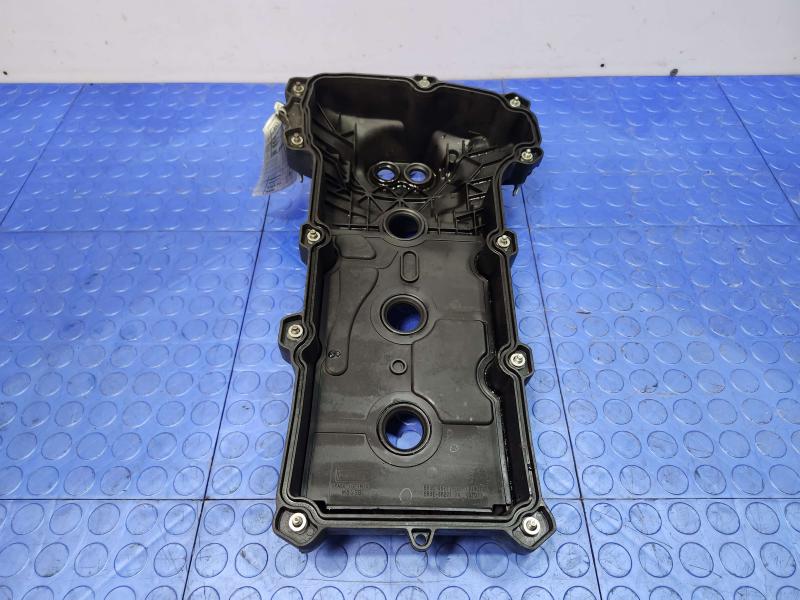 2014 Ford Explorer Valve Cover