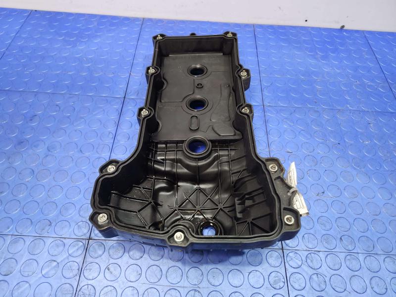 2014 Ford Explorer Valve Cover
