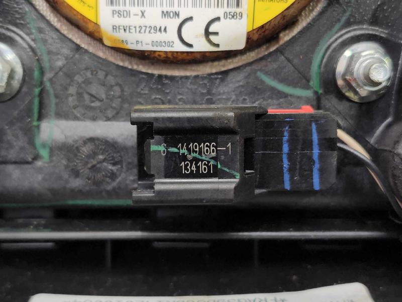2013-2014 Ford Fusion Driver Steering Wheel Air Bag Black OEM DS7Z78043B13AB