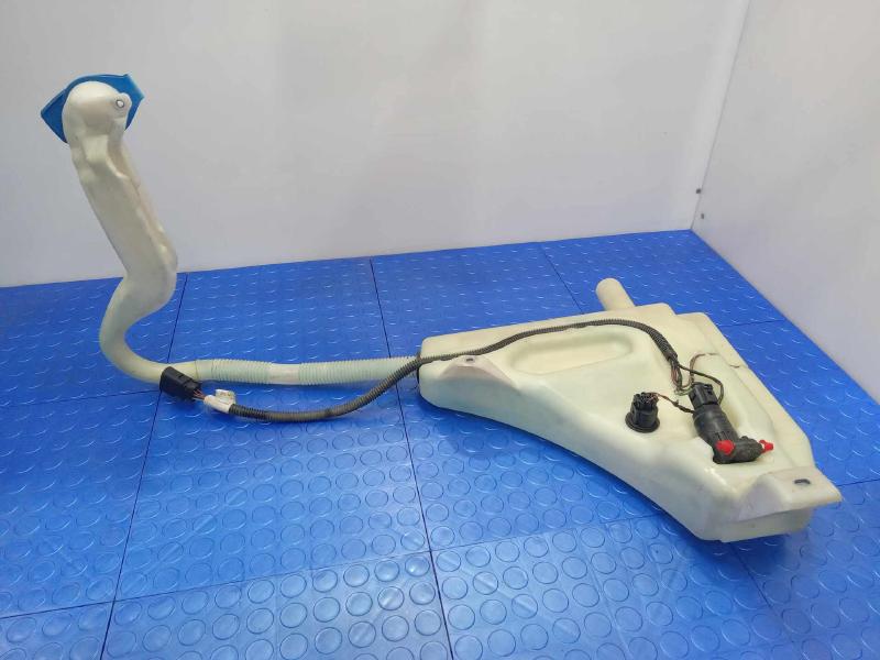 2015 Audi Q7 Washer Bottle