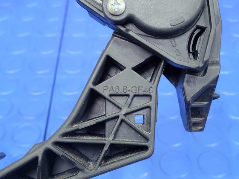 2014 Chevrolet Cruze Pedal Assembly